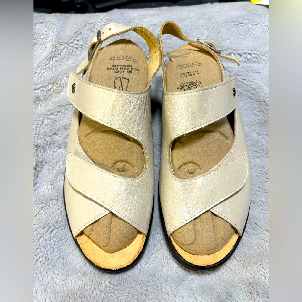 Finn Comfort Cream Sandals with Contoured Footbed